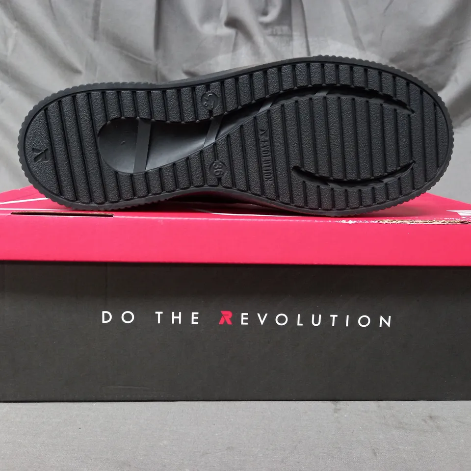 BOXED PAIR OF RIEKER PLATFORM REVOLUTION SHOES IN BLACK SIZE 3.5