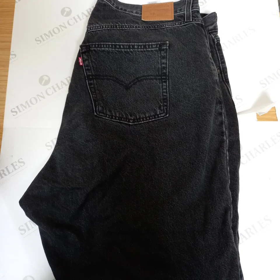 LEVIS STRAUSS 80'S MOM JEANS SIZE 18