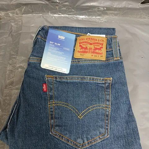 LEVIS SLIM FIT PERFORMANCE JEANS SIZE 34 S