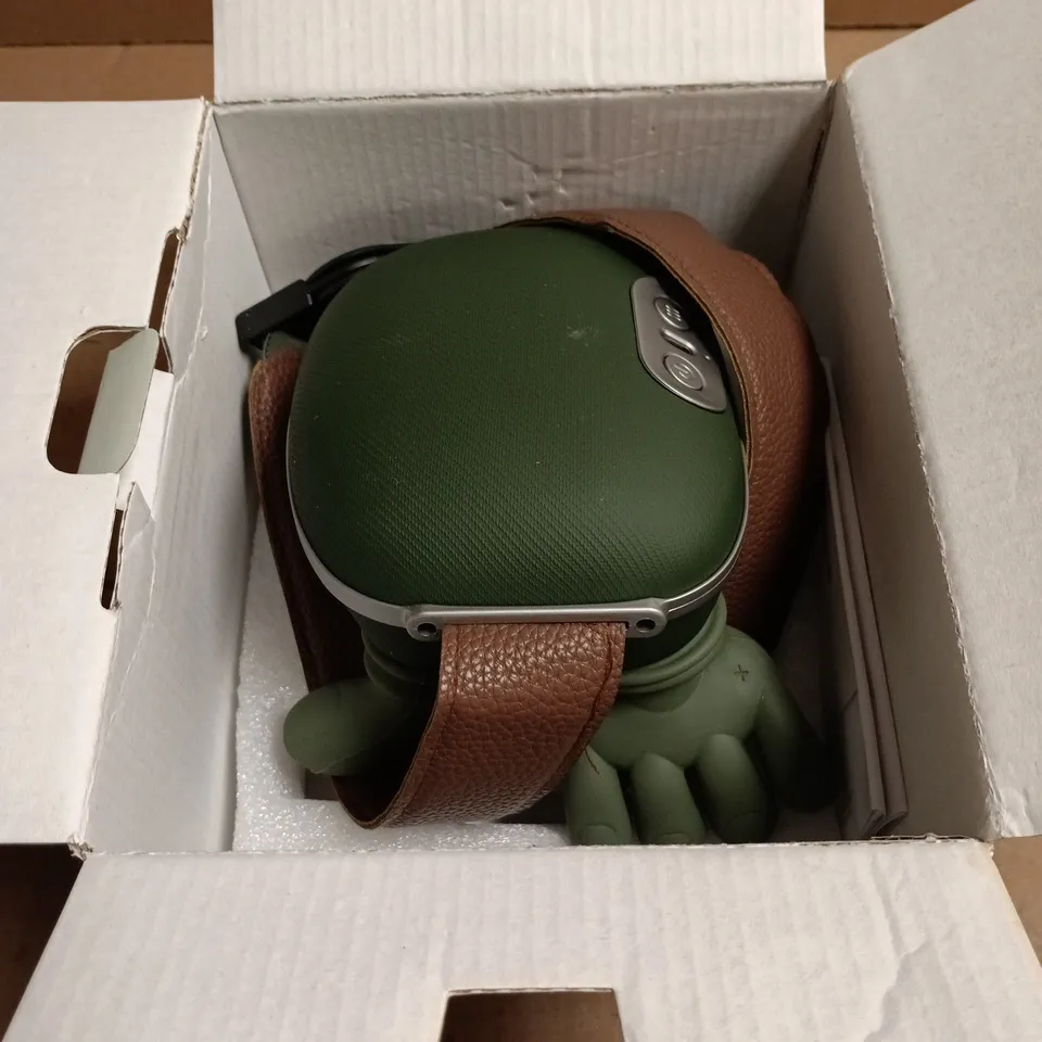 SHOULDER AND NECK MASSAGER DEVICE BOXED