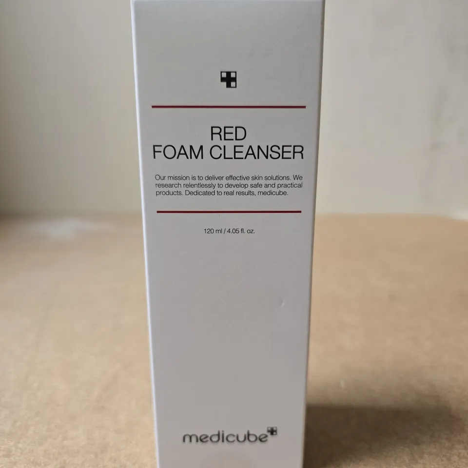 MEDICUBE RED FOAM CLEANSER 120ML