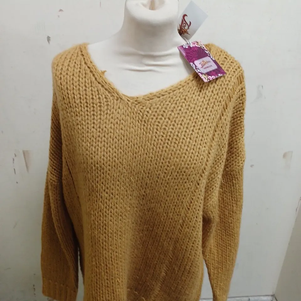 JOE BROWNS KNITTED LONG SLEEVE JUMPER - 16