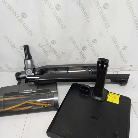 BOXED SHARK WANDVAC 2-IN-1 LIGHTWEIGHT CORDLESS HANDHELD VACUUM CLEANER