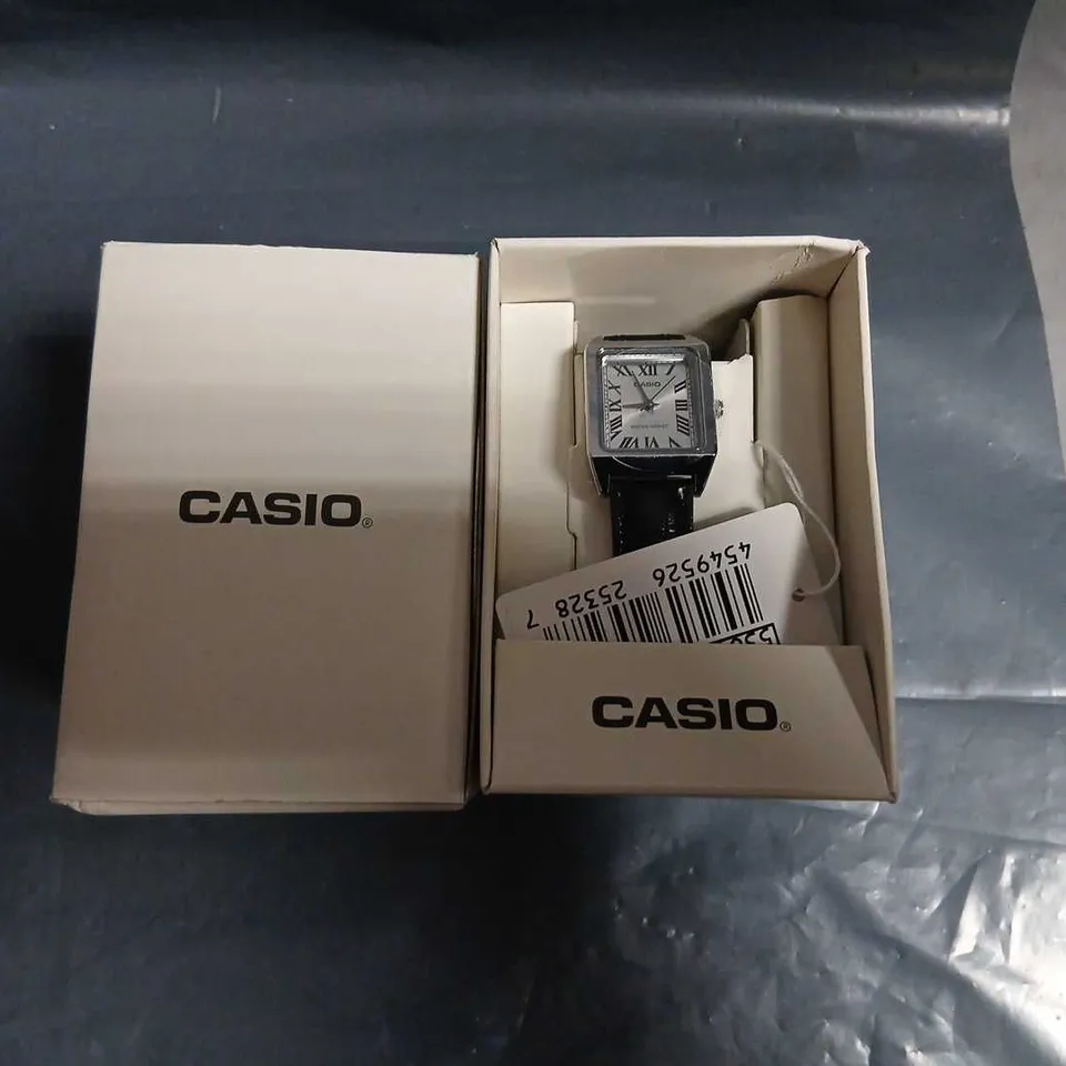 CASIO WRISTWATCH – SQUARE FACE, BOXED