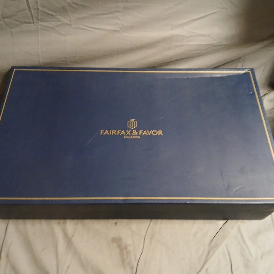 FAIRFAX & FAVOR TAN KNEE-HIGH BOOTS WITH TASSEL DETAIL