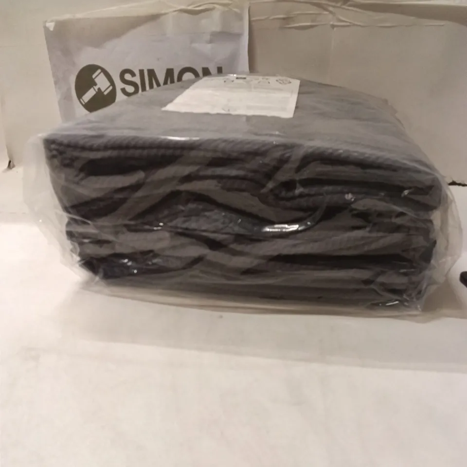 GREY FOLDED TOWEL 