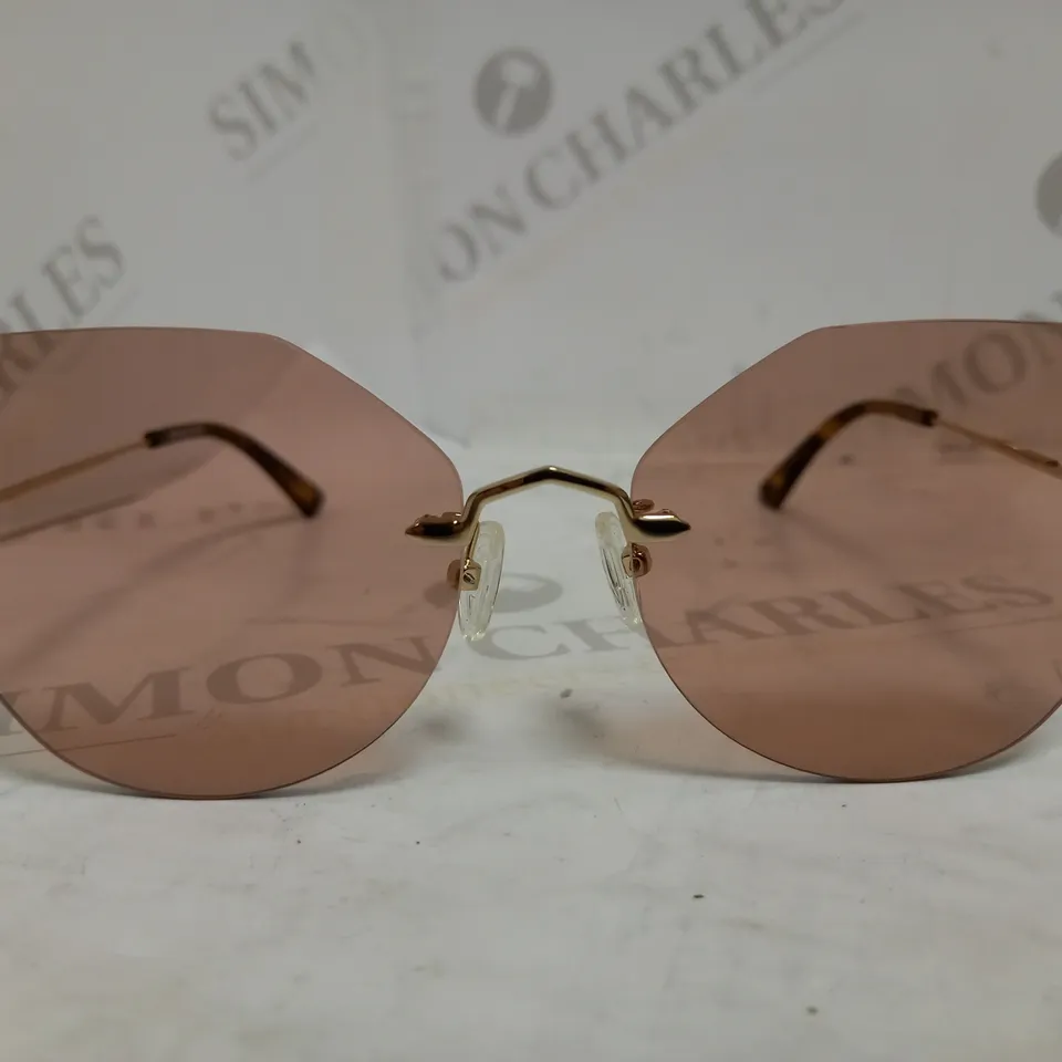 ALEXANDER MCQUEEN CAT EYE SUNGLASSES RRP £139