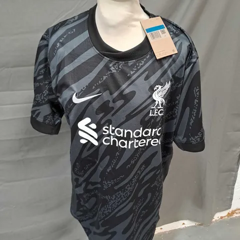 NIKE LIVERPOOL FOOTBALL CLUB SHIRT - MEDIUM