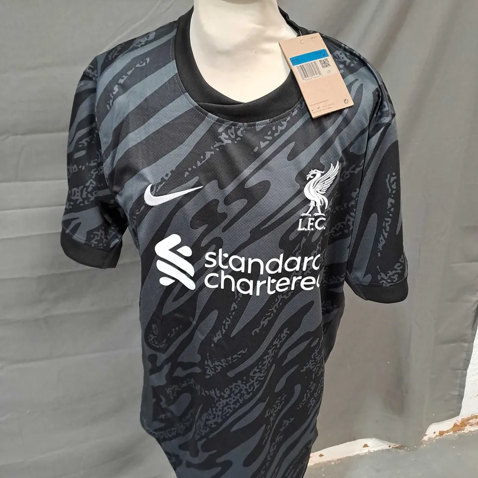 NIKE LIVERPOOL FOOTBALL CLUB SHIRT - MEDIUM