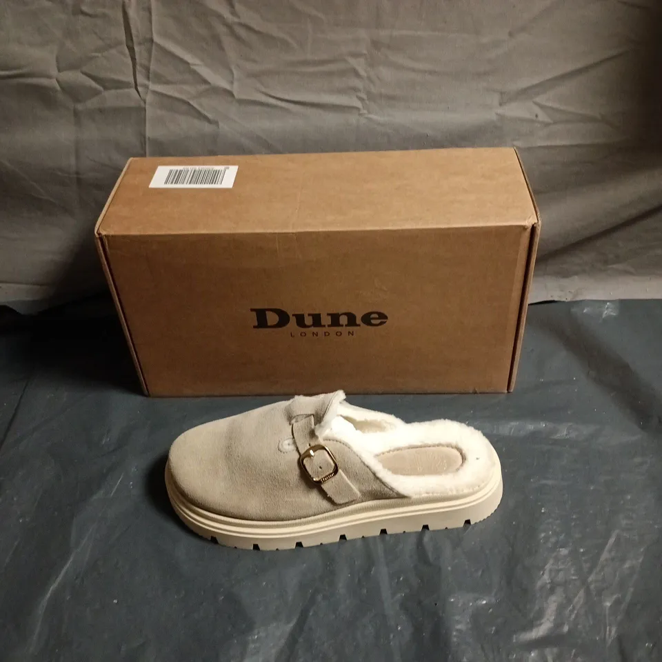 DUNE LONDON BEIGE SUEDE MULE SLIPPER WITH SHEARLING LINING – BOXED - SIZE EUR 38