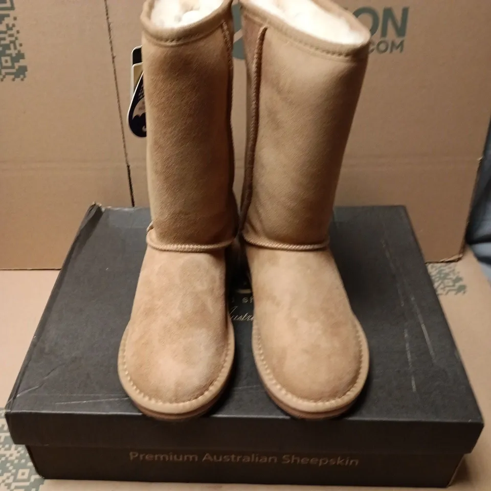 BOXED PAIR OF UGG TALL CLASSIC BOOTS IN TAN - EU 36/37