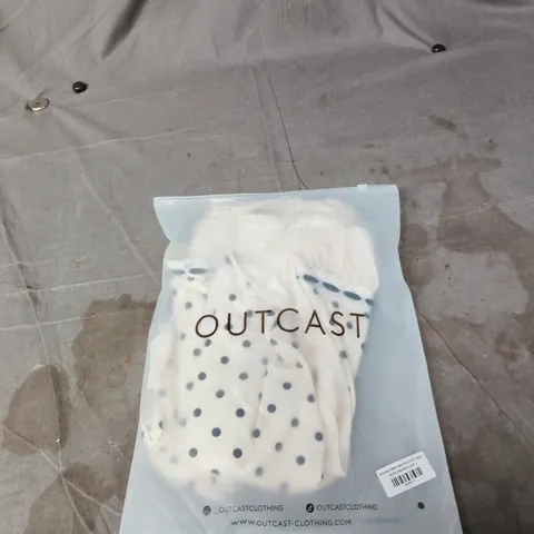 (OUTCAST CLOTHING)  GIANA MAXI DRESS CREAM POLKA DOT – SIZE L 