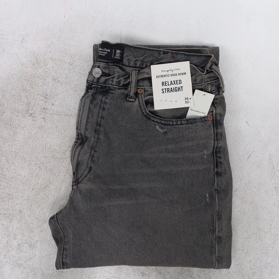 ABERCROMBIE & FITCH AUTHENTIC RIGID DENIM RELAXED STRAIGHT JEANS IN GREY SIZE 36/32