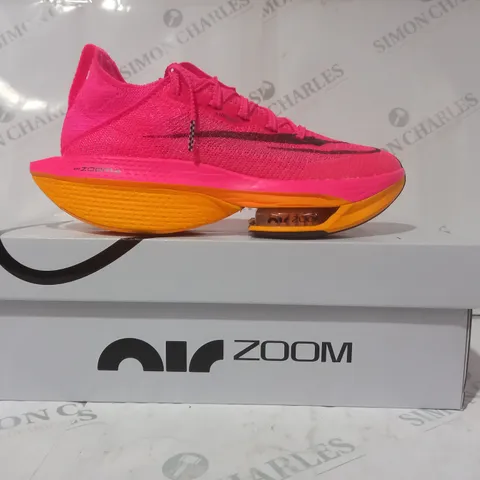 BOXED PAIR OF NIKE AIR ZOOM ALPHAFLY SHOES IN PINK/ORANGE UK SIZE 6