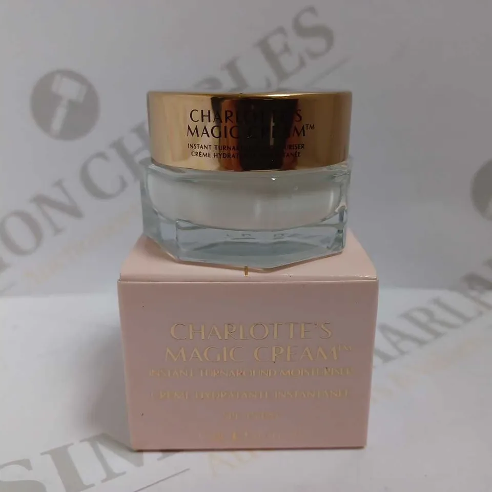 CHARLOTTE TILBURY MAGIC CREAM - 15ML