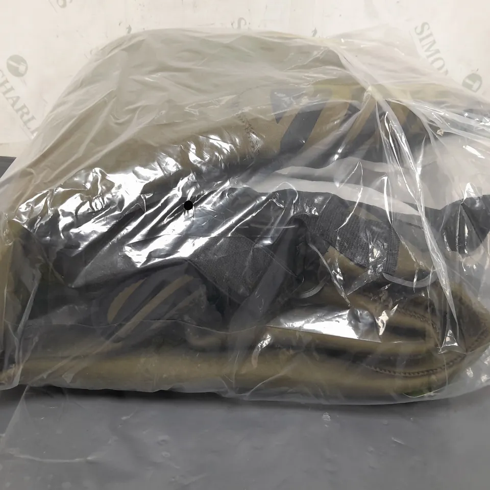 SNOWBEE CLASSIC NEOPRENE CHEST WADER - SIZE 9