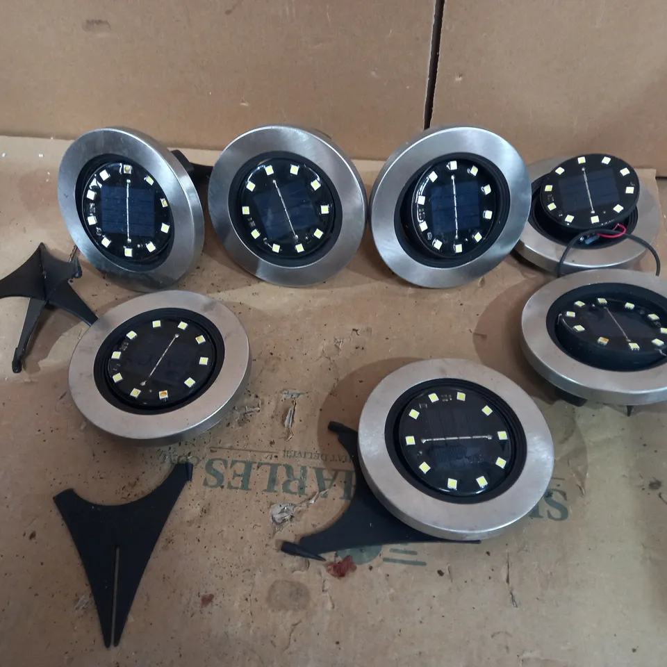 BELL & HOWELL OUTDOOR SOLAR LIGHTS 