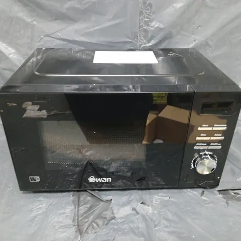 SWAN 20L 700W DIGITAL MICROWAVE IN BLACK - COLLECTION ONLY