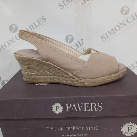 BOXED PAVERS PEEP TOE WEDGE - BEIGE SIZE 5