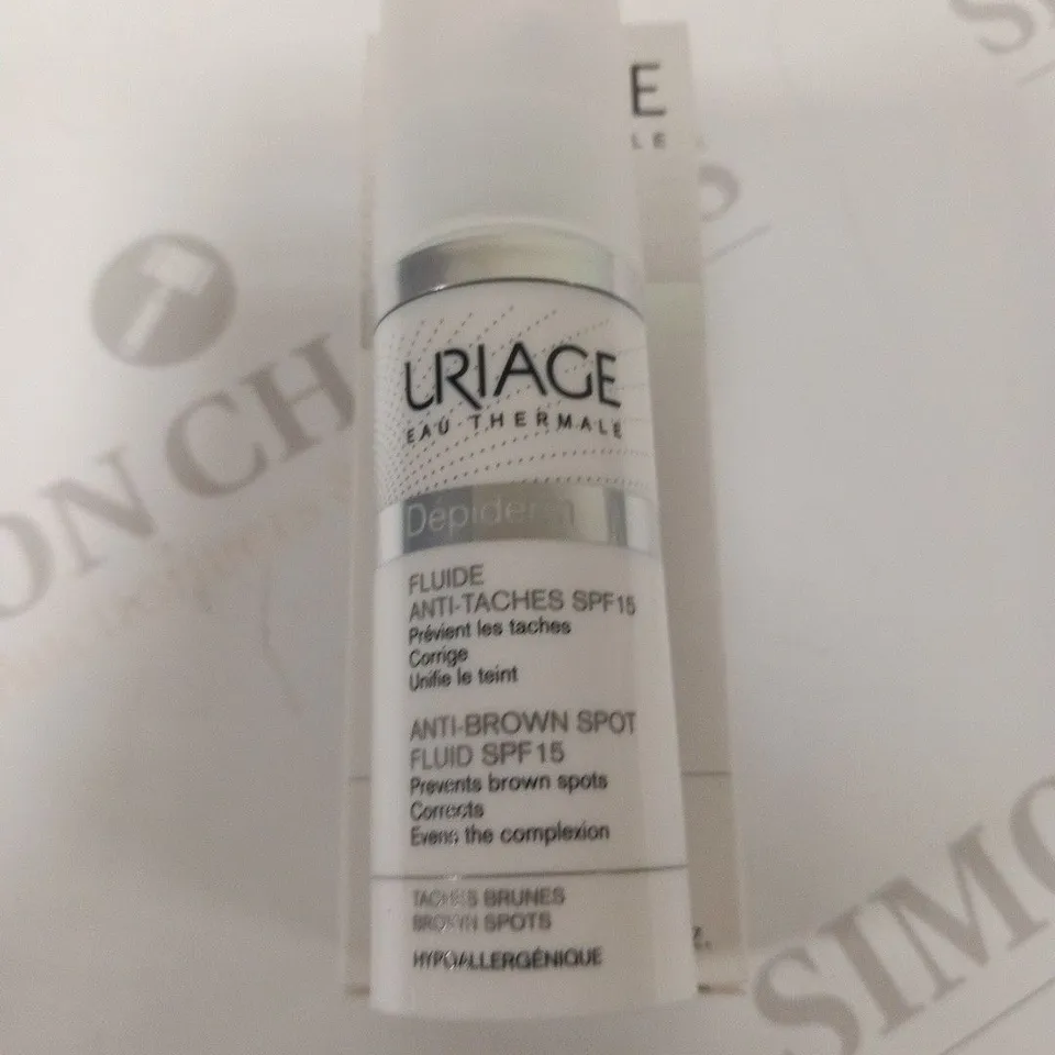 25 BOXED URIAGE EAU THERMALE ANTI-BROWN SPOT FLUID SPF15 30ML