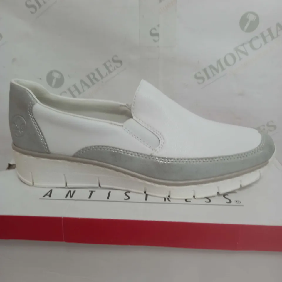 BOXED RIEKER SLIP ON WHITE LOW SHOES SIZE 8