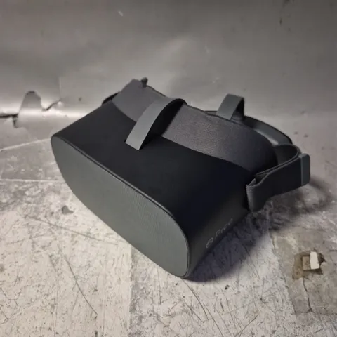 PICO VIRTUAL REALITY HEADSET 