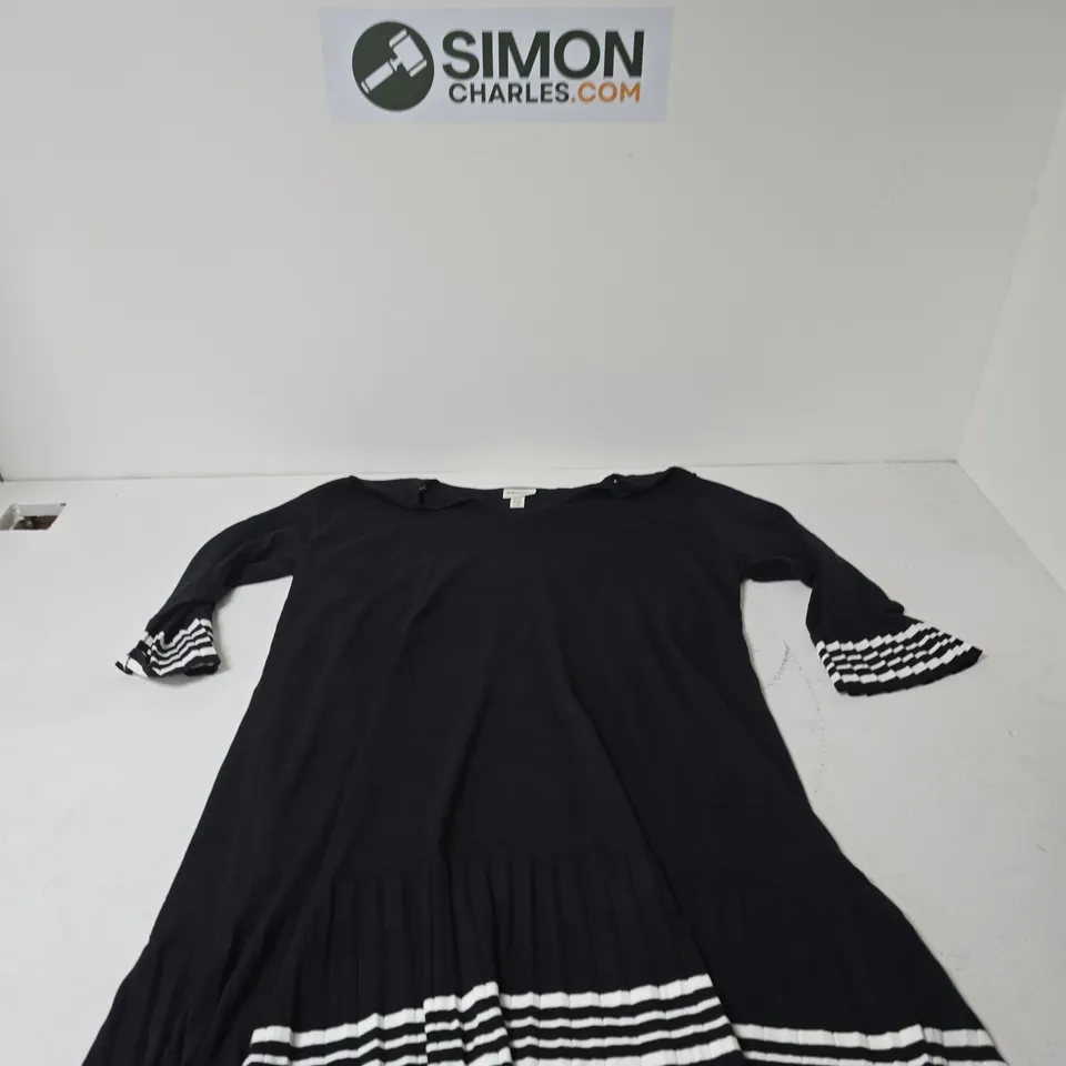 BONPRIX WOMEN'S BLACK JUMPER– UK 2XL (EU 52/54) WITH STRIPED CUFFS & HEM
