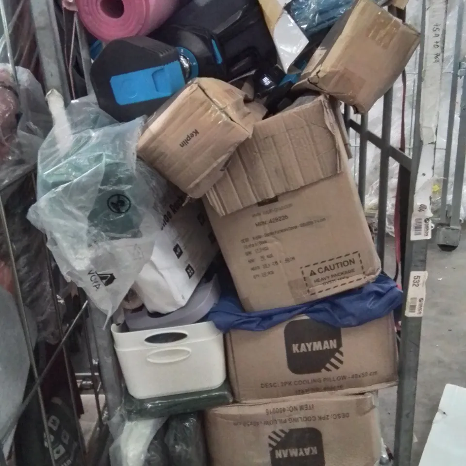CAGE OF ASSORTED HOUSEHOLD GOODS AND PRODUCTS TO INCLUDE;COOLING PILLOWS,LITTER PICKERS,WEIGHTS,PARASOL BASE
