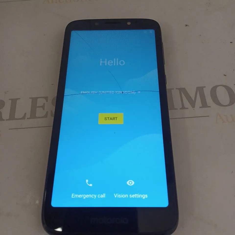 MOTOROLA MOBILE PHONE 