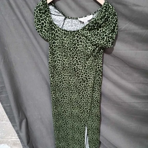 Liquorish Green Leopard Print Dress – UK 12 (US 8, EU 40)