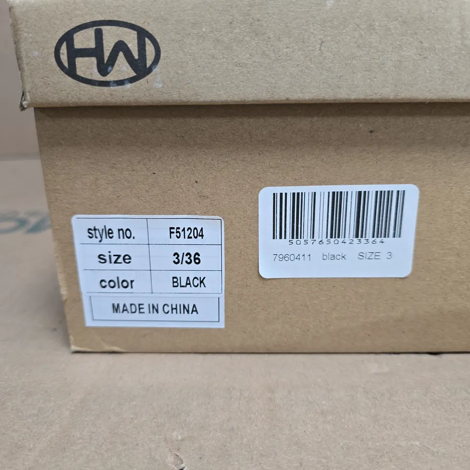 WOMEN'S BLACK KNEE-HIGH BOOTS – UK 3 (EU 36) – STYLE F51204