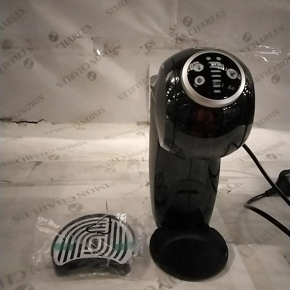 BOXED NESCAFE DOLCE GUSTO DELONGHI COFFEE MAKER