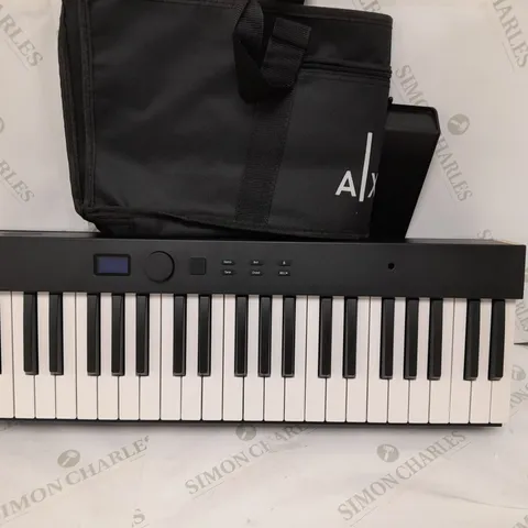 BOXED 88-NOTE FOLDING DIGITAL PIANO