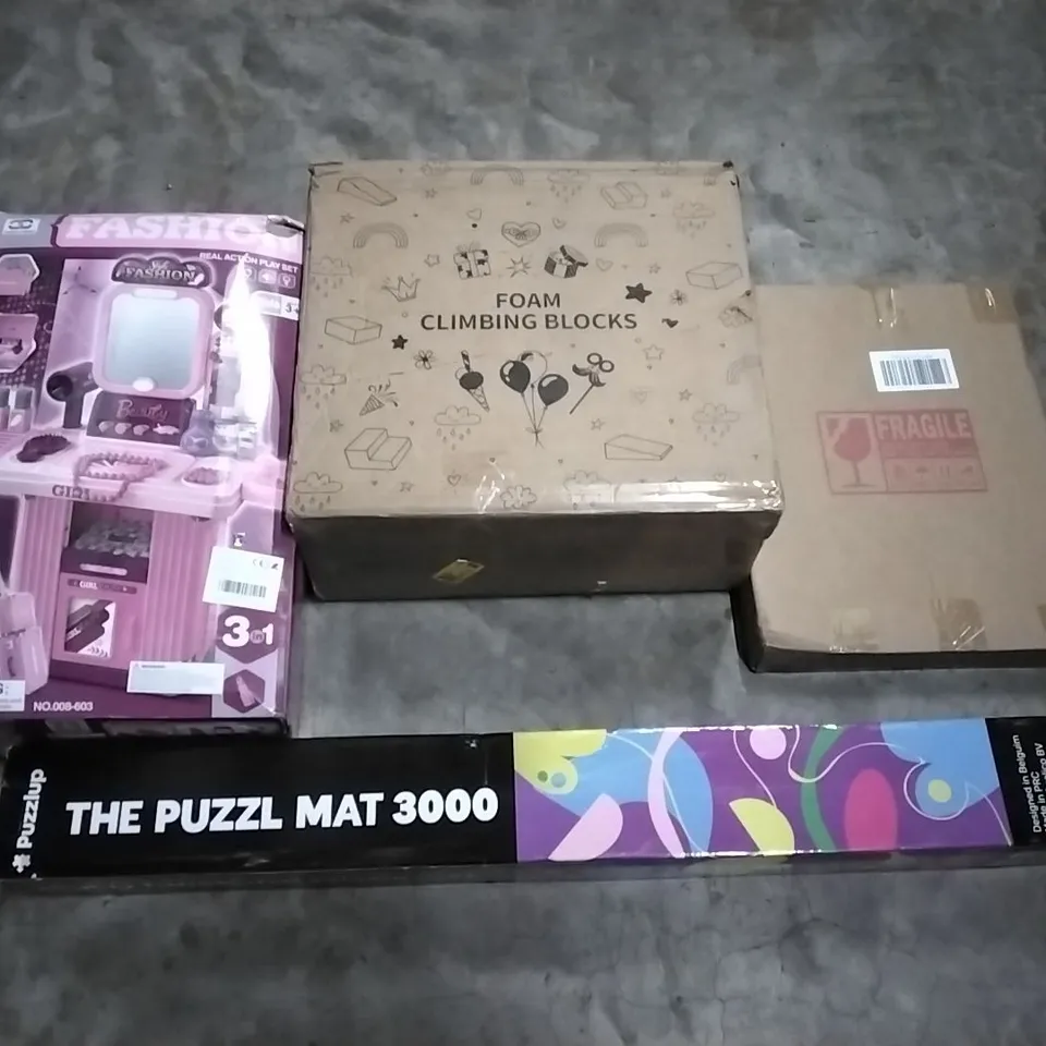 PALLET OF HOUSEHOLD ITEMS TO INCLUDE STYLE FASHION TOY,FOAM CLIMBING BLOCKS, MIRROR, PUZZLE MAT 3000 AND OTHER ASSORTED ITEMS..L