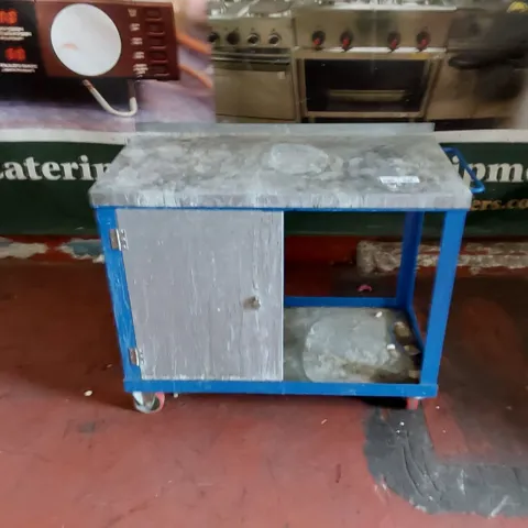 MOBILE METAL WAREHOUSE WORKBENCH