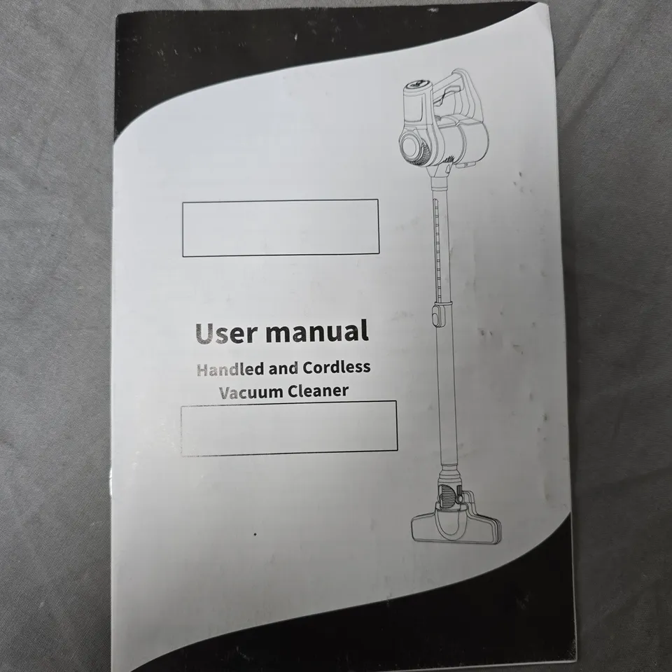 HANDHELD AND CORDLESS VACUUM CLEANER WITH ATTACHMENTS