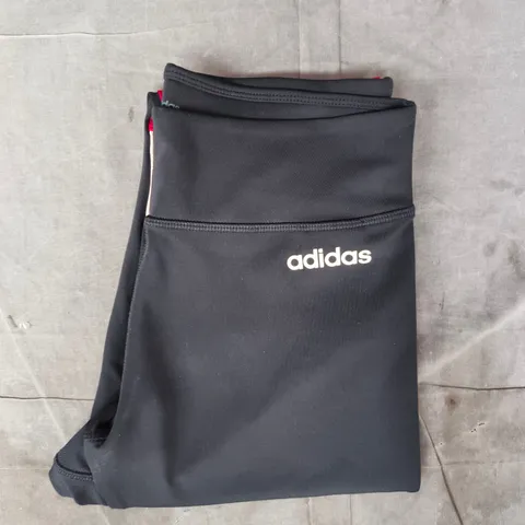 ADIDAS CLIMATE LEGGINGS IN BLACK/RED/SALMON SIZE SMALL