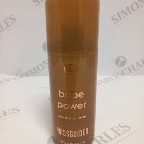 BABE POWER BODY MIST POUR BABE MISSGUIDED 220ML