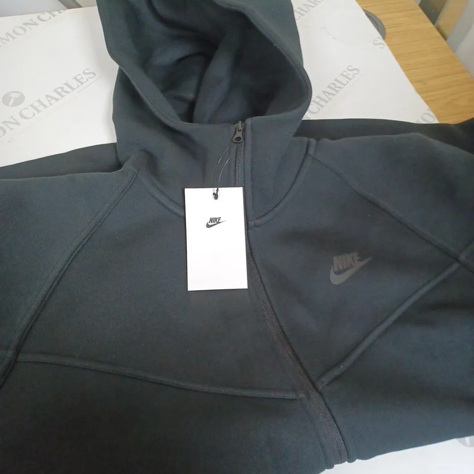 NIKE TECK BLACK WOMENS JACKET - UK SIZE LARGE