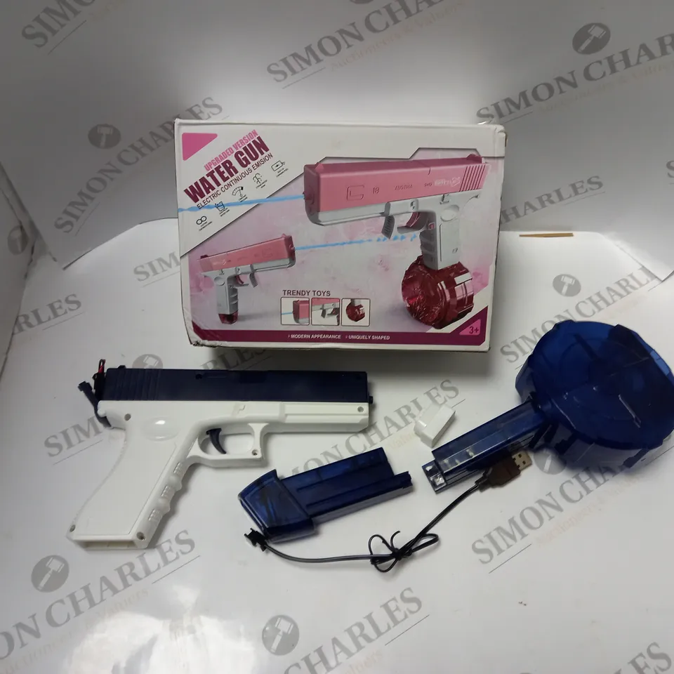 BOXED WATER GUN IN BLUE/WHITE - UPGRADED VERSION