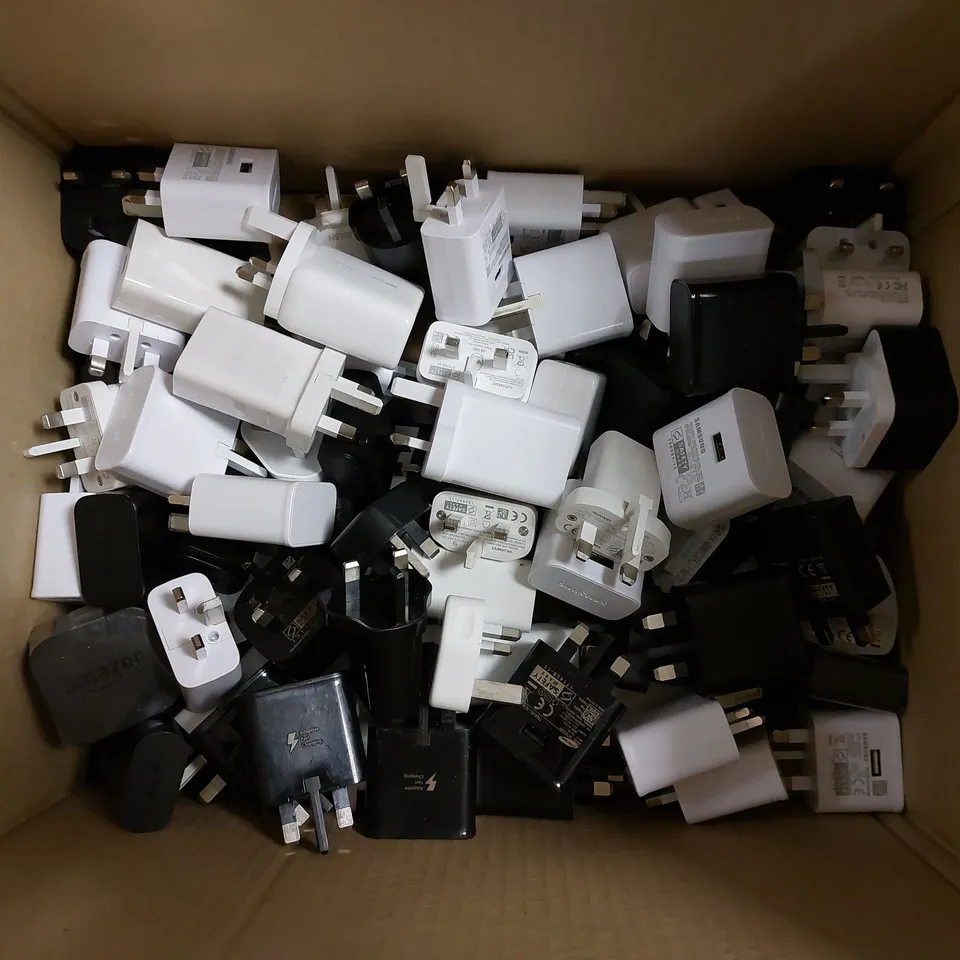 BOX OF APPROX 80 ASSORTED USB ANDROID PLUGS