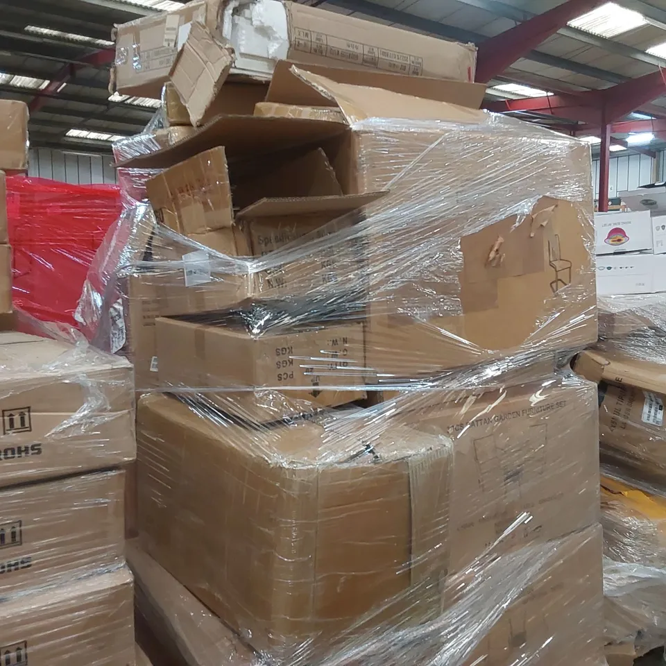 PALLET OF ASSORTED ITEMS INCLUDING: RATTAN FURNITURE SETS, CHAIRS ECT