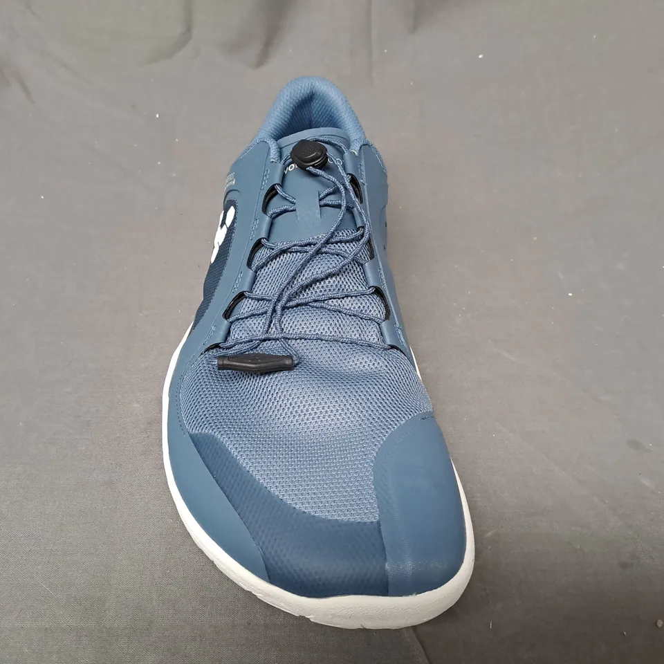 BOXED PAIR OF VIVO BAREFOOT PRIMUS TRAIL II SHOES IN BLUE EU SIZE 44