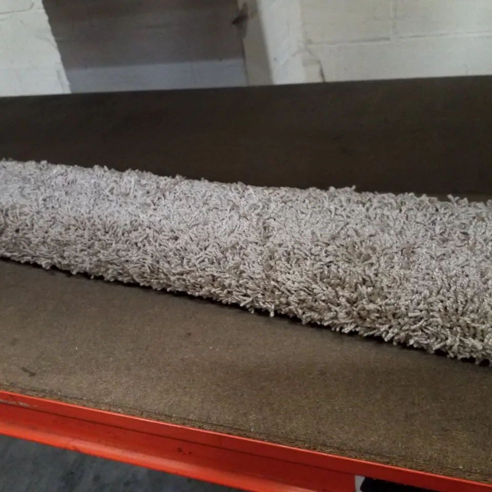 BRAND NEW BAGGED PACO HOME 505 SYDNEY BATH MAT IN BEIGE - 70×120CM