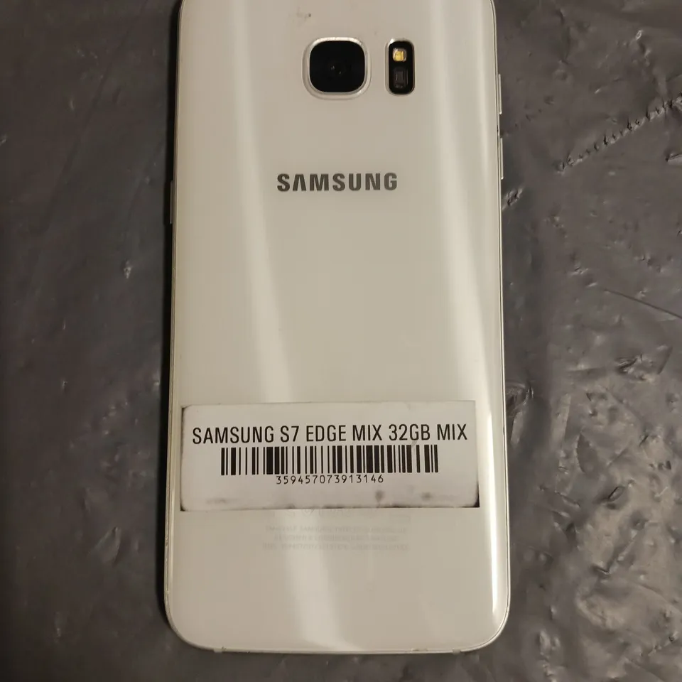 SAMSUNG S7 EDGE SMARTPHONE IN WHITE 32GB