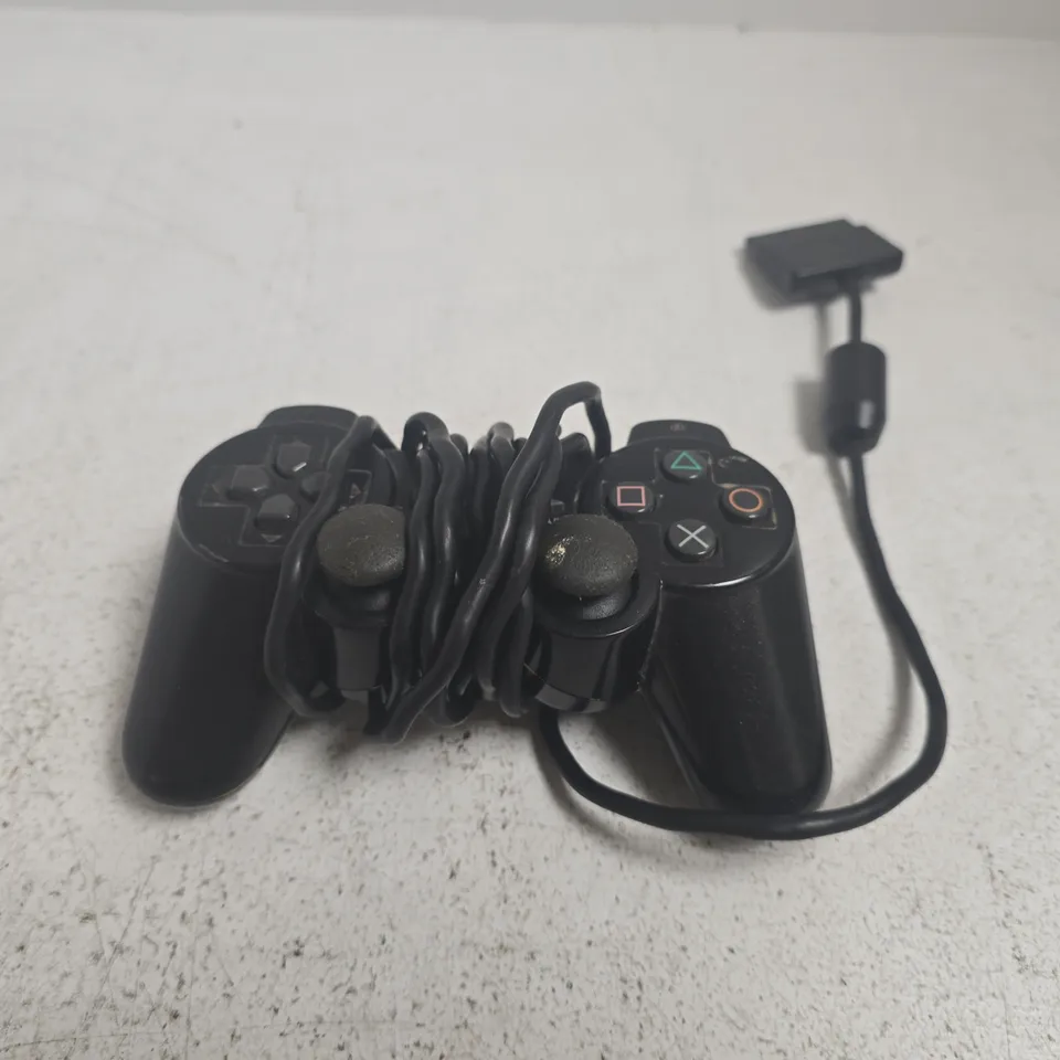 SONY PLAYSTATION 2 SLIM VIDEO GAMES CONSOLE IN SILVER MODEL SCPH-75003