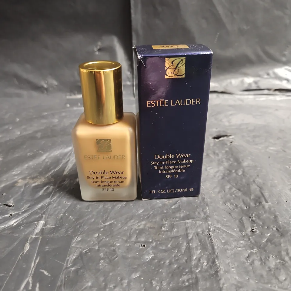 ESTÉE LAUDER DOUBLE WEAR STAY-IN-PLACE MAKEUP SPF 10 – SHADE 4W1 HONEY BRONZE – 30ML, BOXED