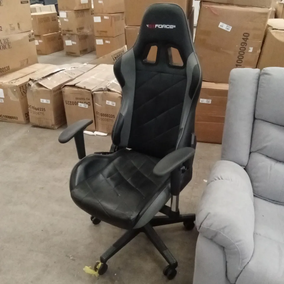 GT FORCE GAMING CHAIR
