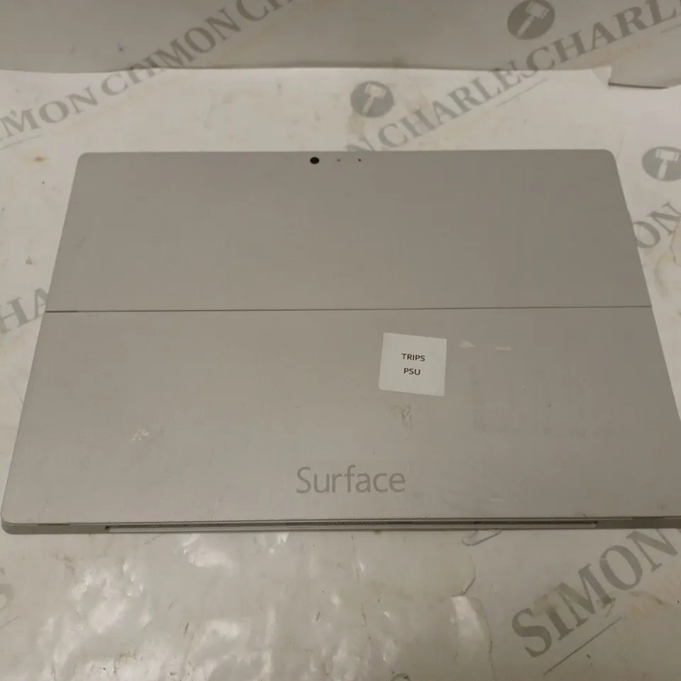 MICROSOFT SURFACE TABLET IN SILVER 