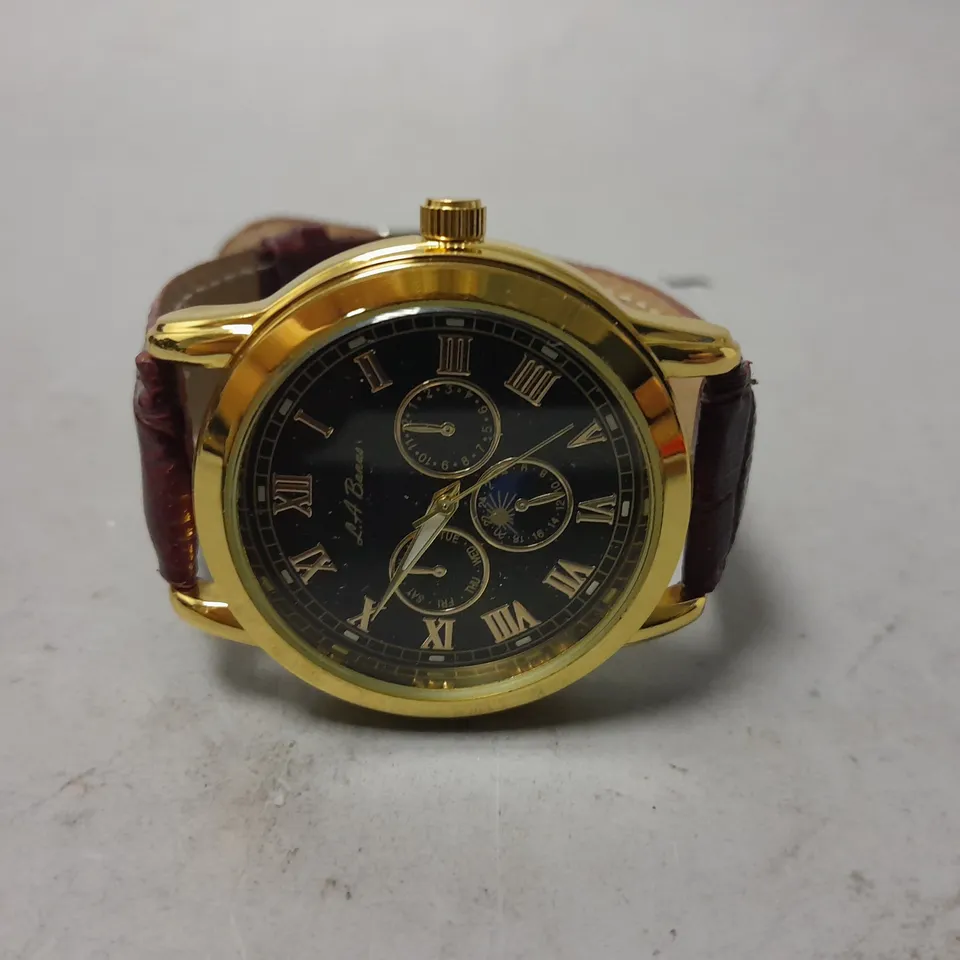 LA BANUS CHRONOGRAPH MOVEMENT LEATHER STRAP WRISTWATCH 